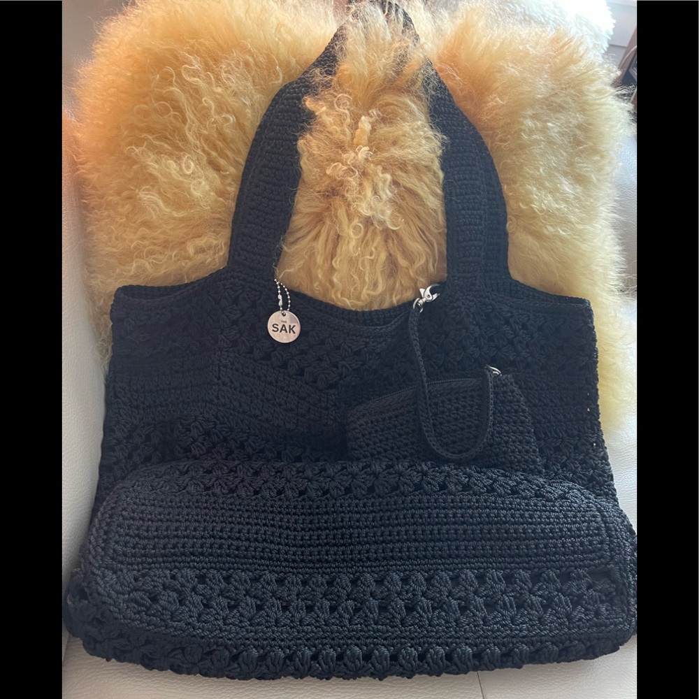 Like new SAK Shopper/Tote black hand-crochet